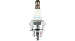 Свещ NGK BPMR7A за моторни триони