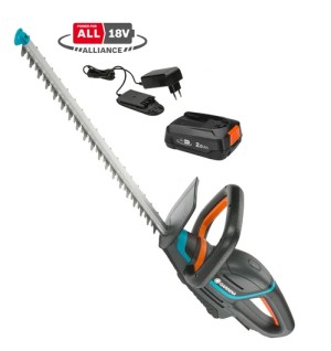 Акумулаторна ножица за жив плет GARDENA ComfortCut 18V P4A в комплект с батерия 2.0Ah + зарядно AL 18 V.
